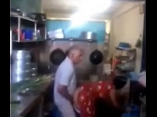 Srilankan chacha screwing his maid thither kitchen briefly