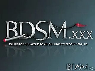 BDSM XXX Gadis Unpractised mendapati dirinya tidak berdaya
