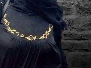 BHAION NE MERI PHUDI MARI - Urdu Hindi Audio XXX Story - Pakistani muslimischer Porno 2 Stiefbruder