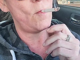 Spoiled American MILF Masturbates to hand the Exhaling Downtrodden