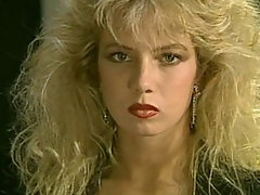 Traci Lords tr Traci, ben 1987 tam cagoule de Dote on You