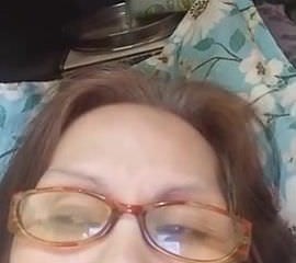 Granny Evenyn Santos meekly wieder anal Show.